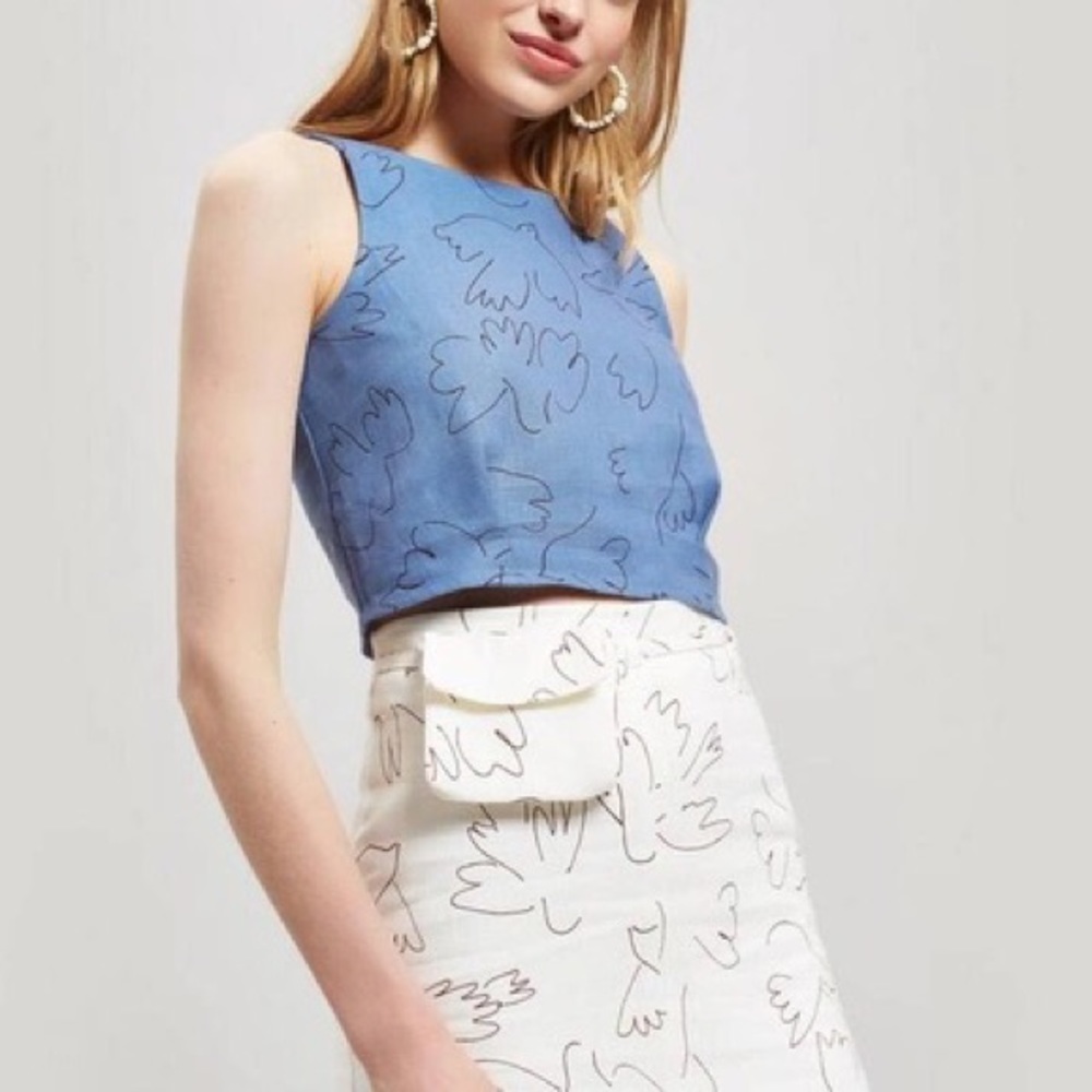 (Paloma Wool) Colomba Paloma Bird Print Sleeveless Linen Top In Soft Blue